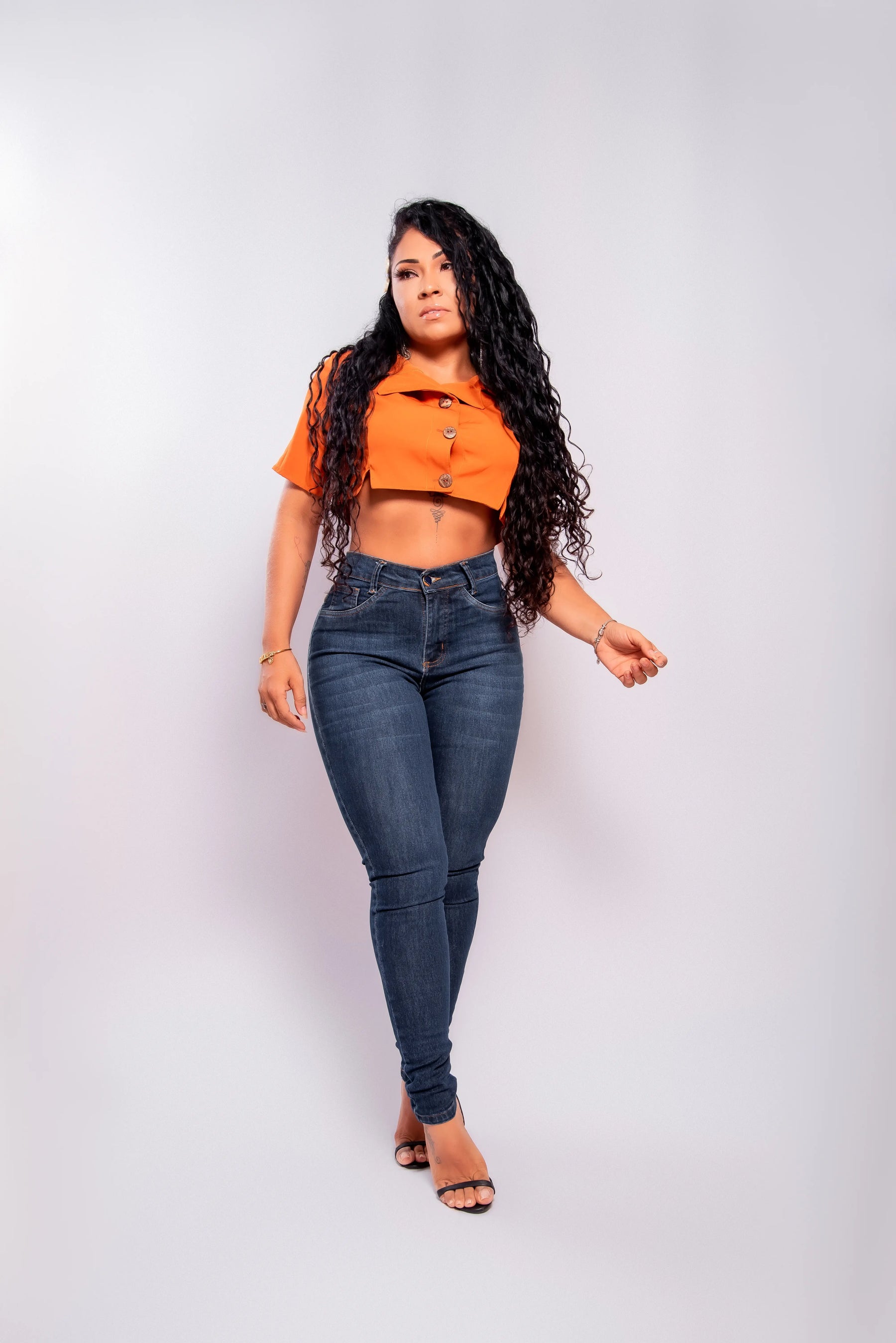 Calça Jeans Feminina Skinny Alta Cintura 2025 - Conforto e Estilo em Denim Premium