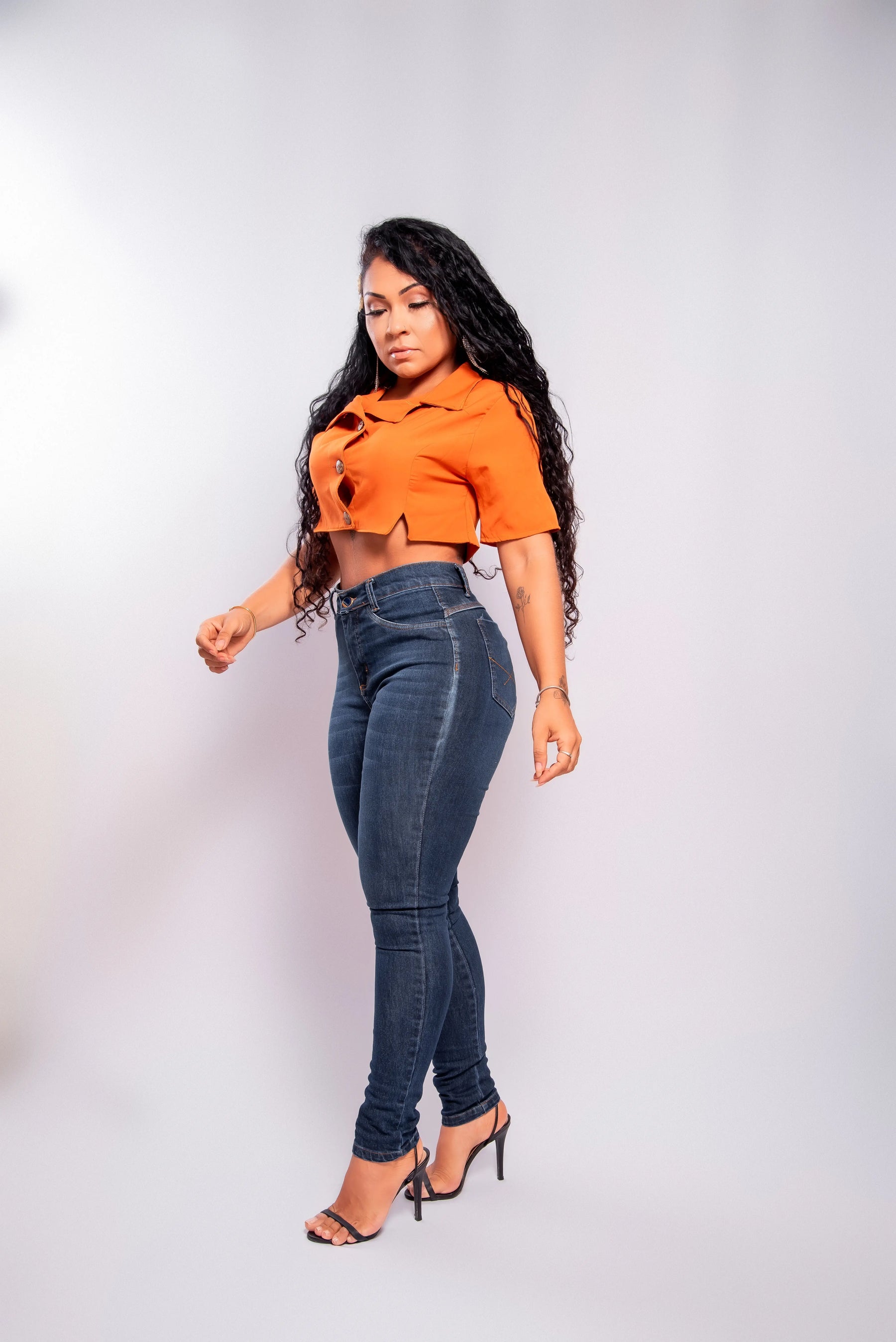 Calça Jeans Feminina Skinny Alta Cintura 2025 - Conforto e Estilo em Denim Premium