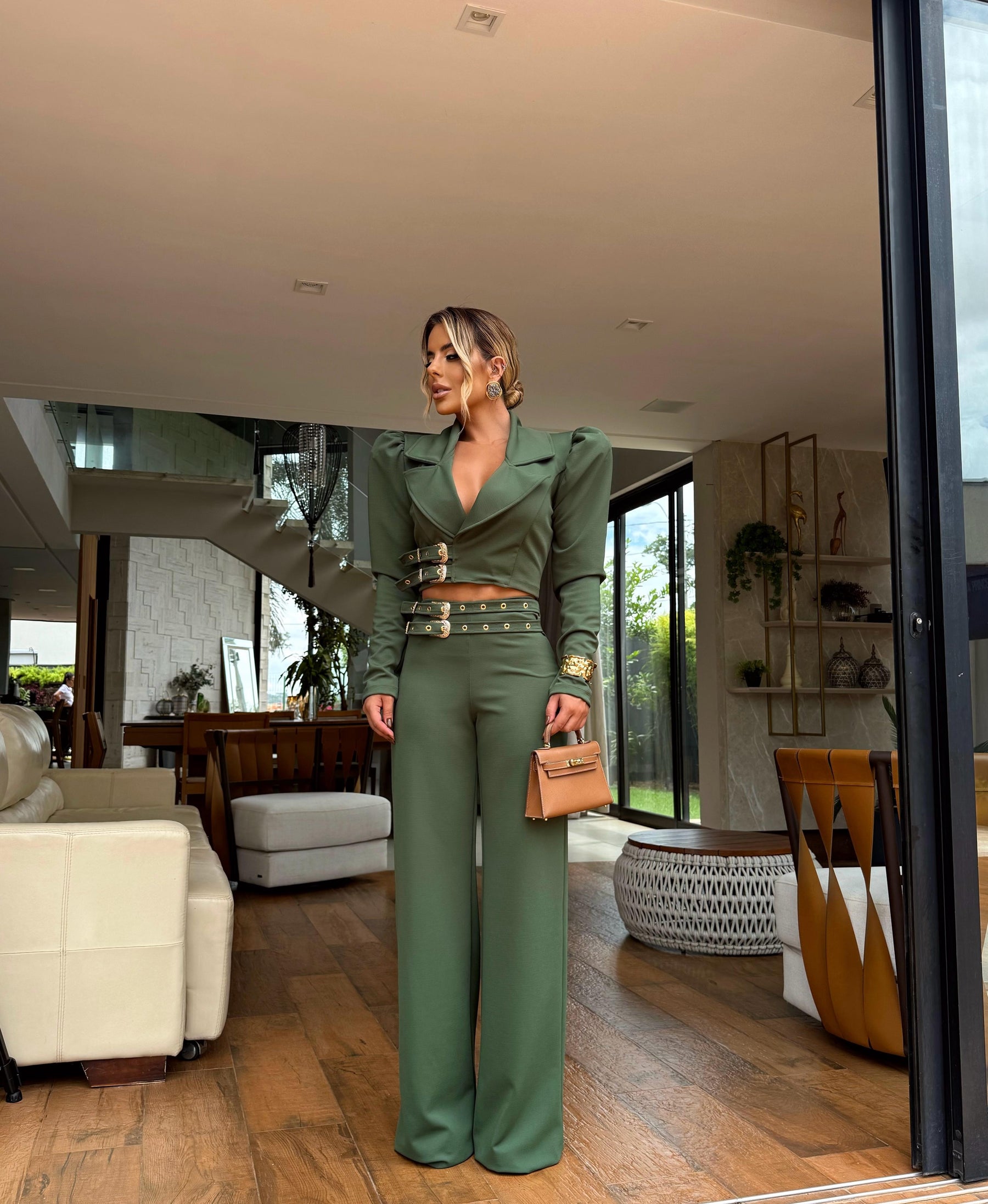 CONJUNTO LIARA VERDE – CROPPED COM CALÇA FEMININA