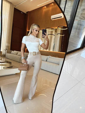 Body Feminino Branco Irídia Bordado à Mão com Pérolas – Luxo, Glamour e Sofisticação
