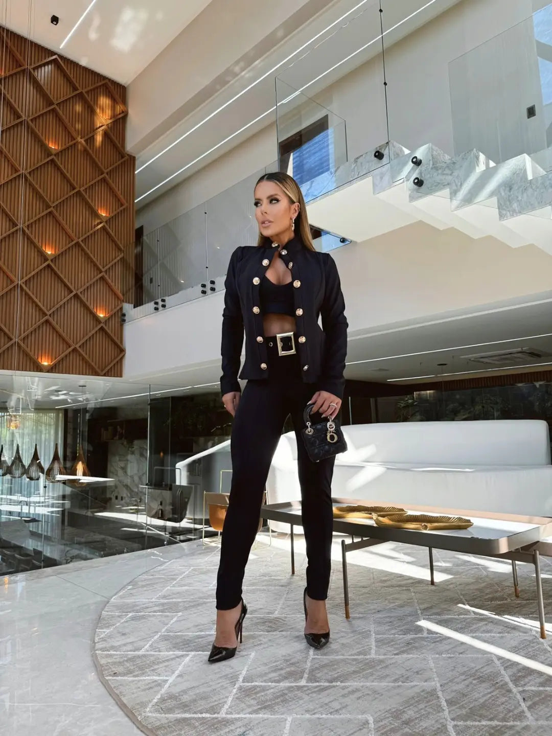 Blazer Celéstia com Top Incluso | Elegância, Sofisticação e Atitude em Cada Detalhe