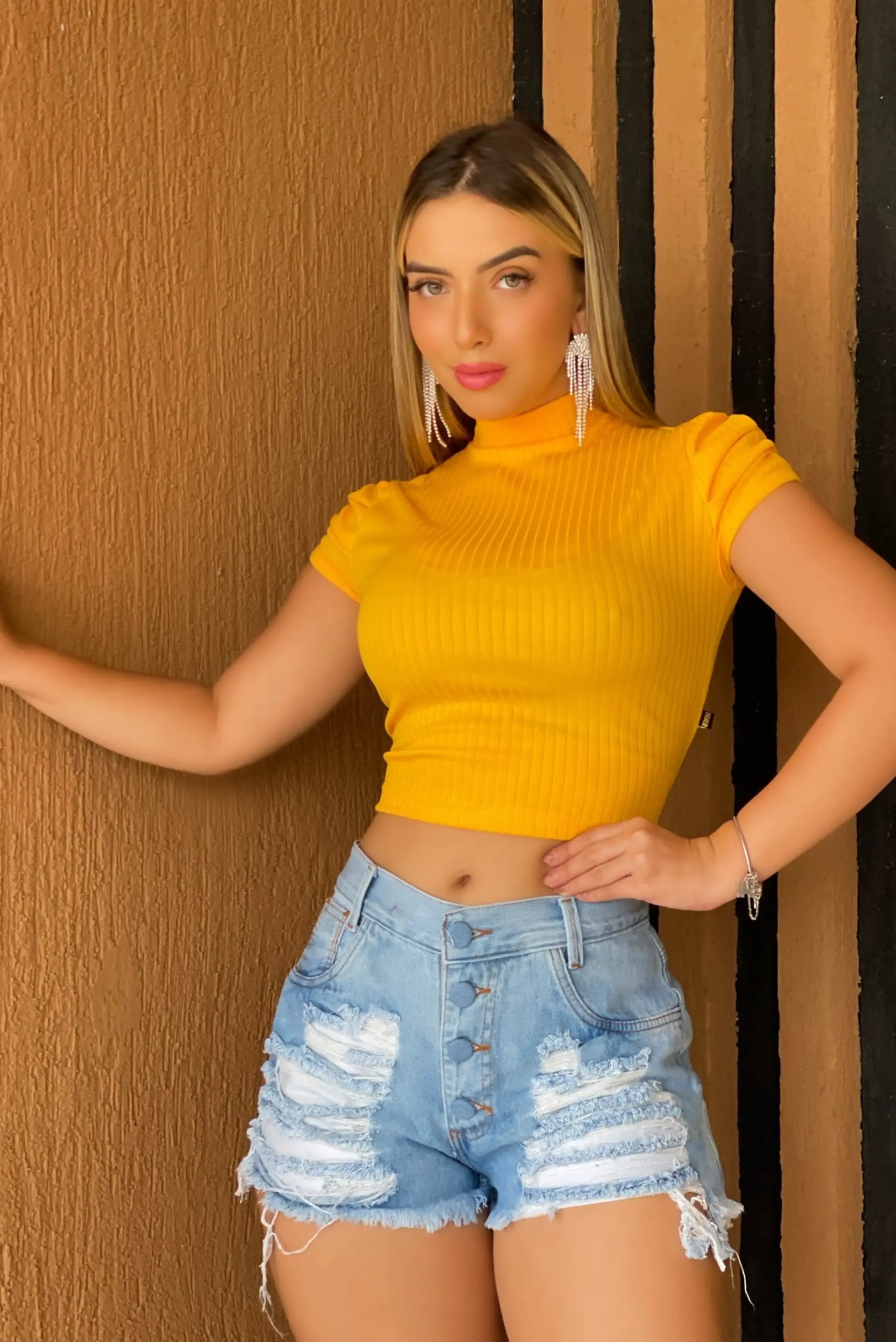 Blusa Feminina Canelada Casual com Gola Assimétrica