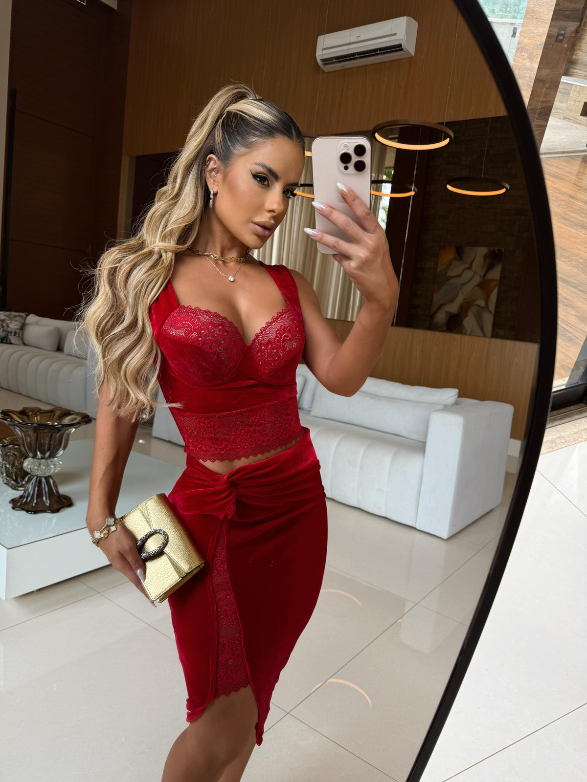 CONJUNTO VELUDO SERENA VERMELHO – SAIA MIDI FORRADA E CROPPED